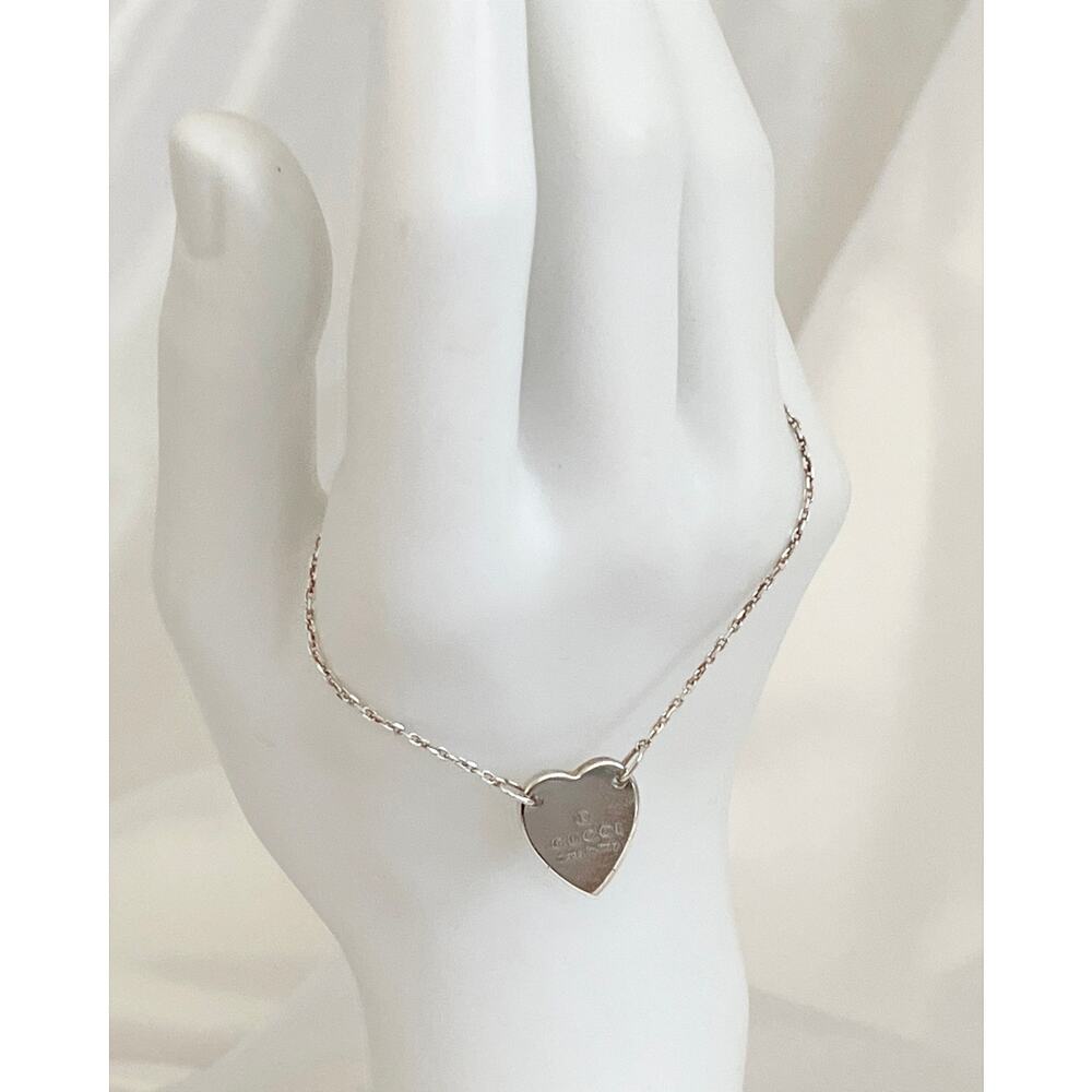Gucci Silver Heart Tag Bracelet - Picture 6 of 10